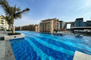 Coastal Paradise, Studio in Palm Tower with Unparalleled Sea, Palm Views - 1