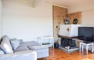 4 Bedroom Lovely Home In Nordtveitgrend - 6