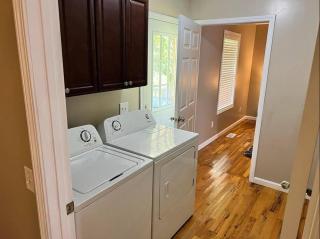 Comfy King Bed Townhouse with Outdoor Sitting Area - Guntersville - 1