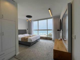 sea view apartment - Bat Yam - 8