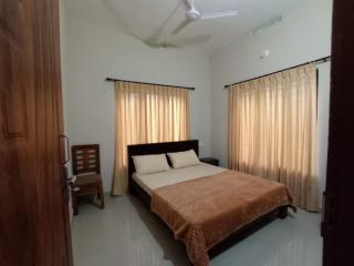 Eve's Residency - Meppādi - 2