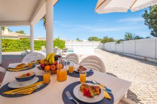 Villa Bermudas - moradia tranquila com piscina aquecível e BBQ em Albufeira - 4