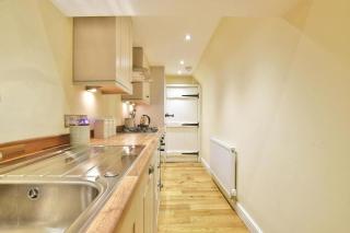 Cosy retreat in Rainow, Western Peak District - 6