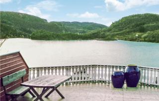 Holiday Home Lyngdal Bordvik - Belland - 9