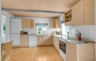 Stunning Home In Bandholm With Kitchen - Bandholm - 4