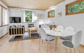 Gorgeous Home In Nexø With Kitchen - Neksø - 6