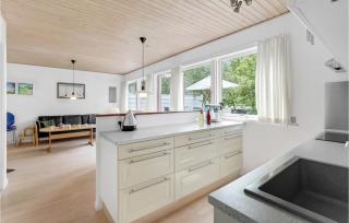 2 Bedroom Cozy Home In Nexø - 5