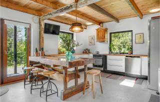 4 Bedroom Lovely Home In Ebeltoft - Ebeltoft - 4