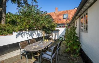 1 Bedroom Awesome Home In Svaneke - Svaneke - 4