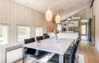 Beautiful Home In Nexø With Kitchen - 2