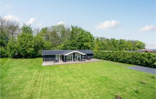 5 Bedroom Amazing Home In Sydals - Sarup - 1