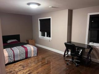 Lady Eden Waterfront Mansion - 9