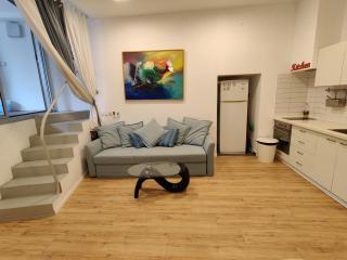 Central Stay TLV Beachfront - 2