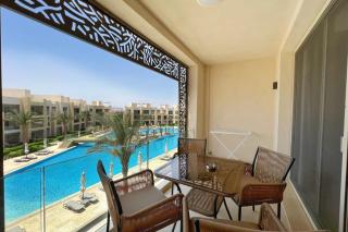 Radiant & Ravishing 2 BDR Mangroovy Free Beach & Pool Access - Hurghada - 9