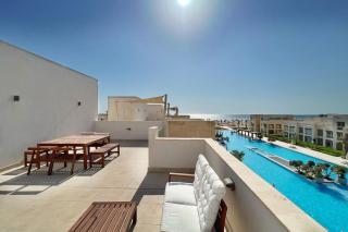 Dazzling 2 BDR w Rooftop Mangroovy Free Pool & Beach Access - Hurghada - 0