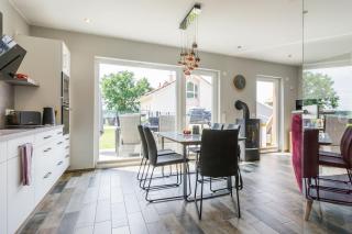 5 Sterne-Ferienhaus Eisvogel am See mit Sauna und Kamin - Krakow am See - 2