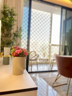 Spacious new 2 bedroom Apt-in amazing location B6 - Riyad - 1