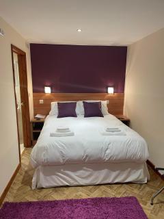 The King Alfred - Street - 6