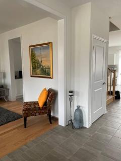 Rest in Quinte West - 25 mins from Batawa Ski Hill - 7