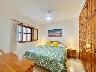 Calle Tamara 2-9 - Santiago del Teide - 1