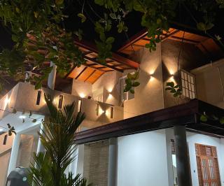 Mirissa Gold Rush Villa - 8