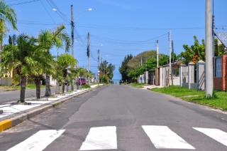 Casa Com Três Dormitórios Pertinho Do Mar Em Capão Da Canoa - 9