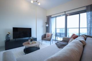 Elite LUX Holiday Homes - Modern One Bedroom Apartment in MAG 5, Dubai South - 8