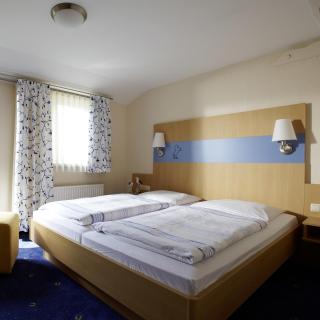 Frieslandstern - Ferienhof und Hotel - Wangerland - 7