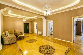 Nizami Street nearby McDonald's Shikka - 8