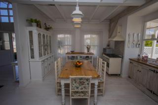 Riverside Country House - 9