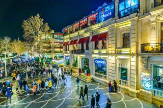 Luxury House in Nizami Street - Baku - 4
