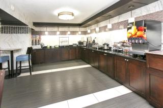 Best Western Executive Inn - Battle Creek - 2