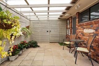 1 8 Woorookool Place - Noosaville - 1