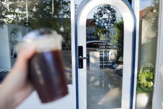 Shapel Hostel and Cafe - Chiang Mai - 3