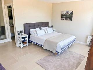 Villa Peralta Girona City w above ground Pool - 1