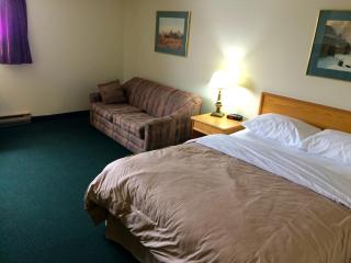 Colonial Inn - Brandon - 6