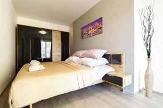 Apartments / 10 min from center / O2 ARENA - Prague - 0