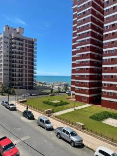 Alquilo departamento en temporada, 3 ambientes con cochera, en Playa Grande - Mar del Plata - 7