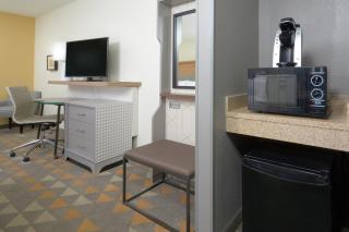 Holiday Inn Raleigh Durham Airport by IHG - Morrisville - 9