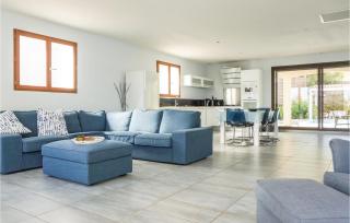 3 Bedroom Cozy Home In Caunes Minervois - 9