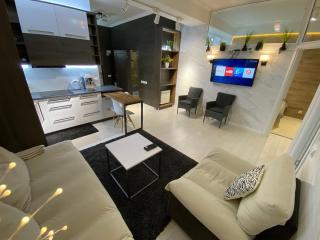 New Double Room Luxury Apartment in the Center - 4