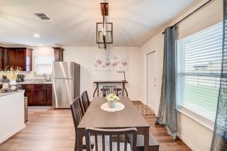 about 6 Mi to Waco Newly Constructed Family Home - Bellmead - 3