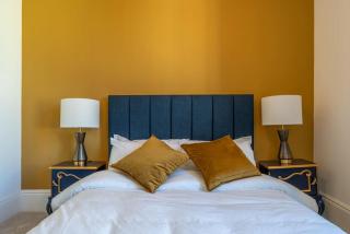 Stylish Beachfront Apartment, Sweeping Ocean Views and Luxury Touches - Herne Bay - 8