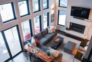 Wapo Contemporary 4BD with Hot tub - 3