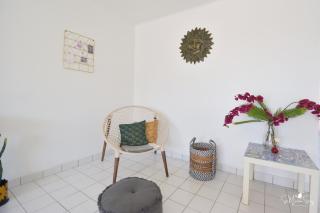 Mady's Retreat 1 bedroom apartment ideally located - 3