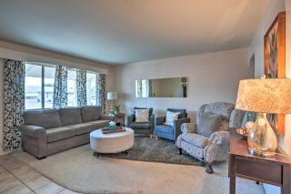 Quaint Sun City Home Covered Patio and Private Yard - Sun City - 7