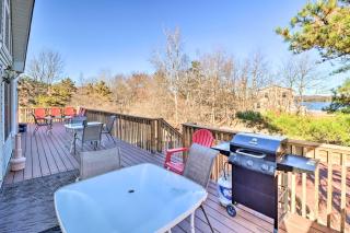 Near Hiking Lakefront Albrightsville Home with Deck - Albrightsville - 0