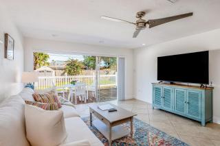 Sunny Sea Breeze - Naples - 9