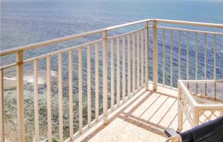 Awesome Apartment In Torrevieja - Torrevieja - 1
