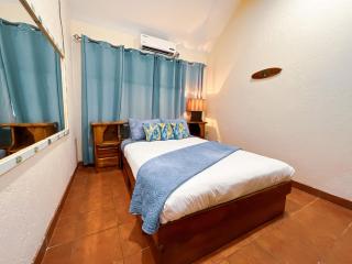 Villa Coco 55, Few Steps from beach and Free Wifi - Jacó - 2